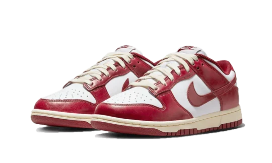Nike Dunk Low Vintage Team Red (W) – 2. kép